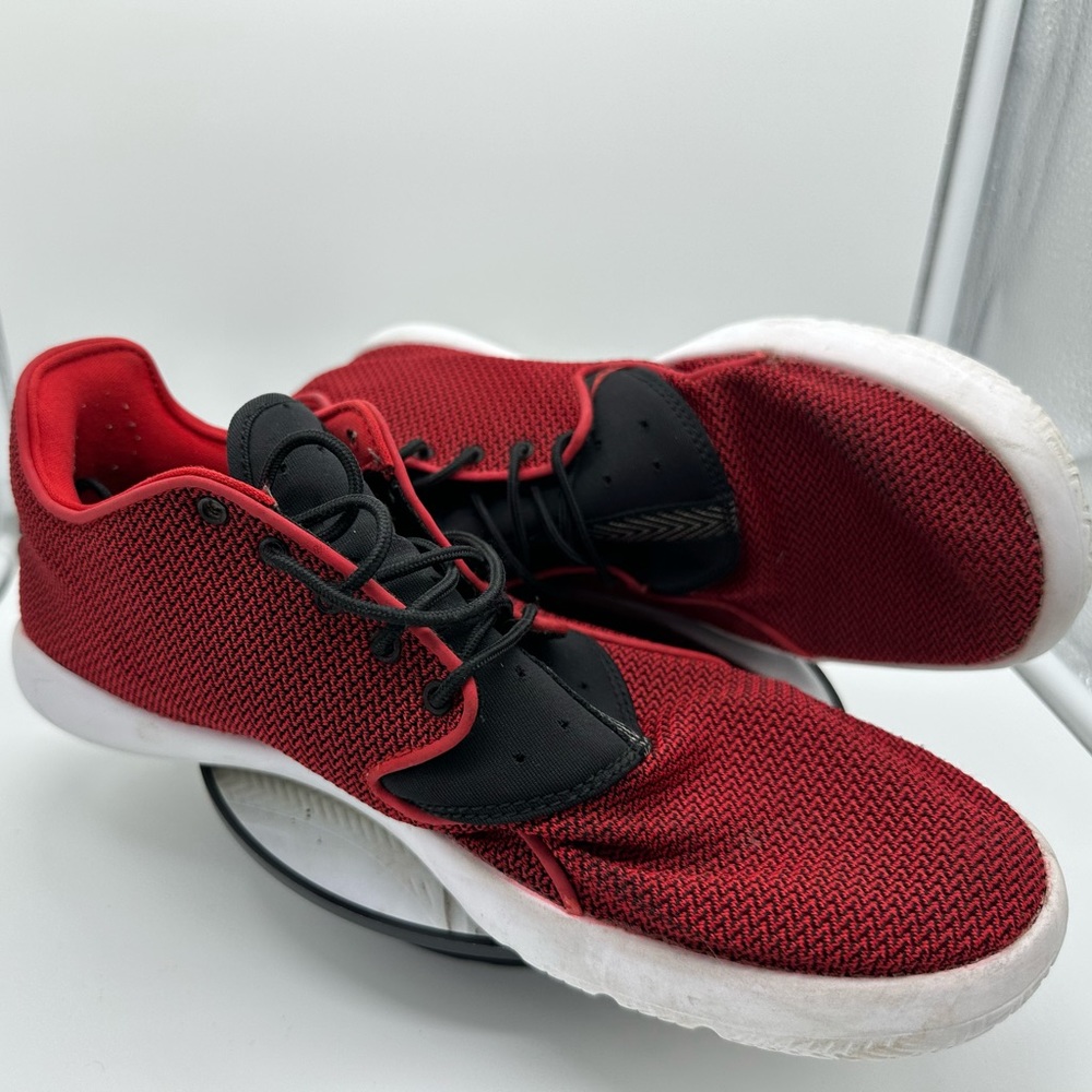 Men’s Nike Jordan 9.5 size red and black